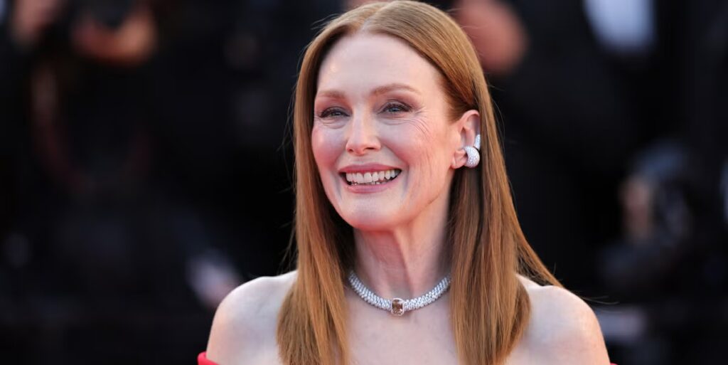 These Mid-Length Haircuts Are Everywhere Right Now
