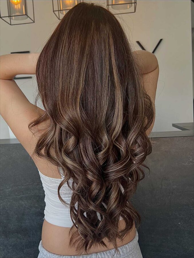 25 Sun-Kissed Summer Brunette Hair Balayage Ideas for a Natural Glow